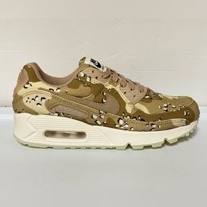 Nike Air Max 90 - Desert Camo SZ 9  women Size 7.5 mens  No Lid DX2313-200